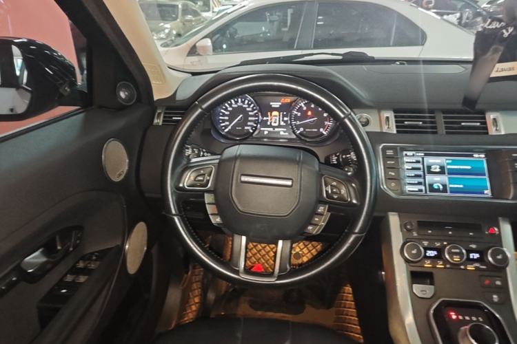 Used Land Rover Range Evoque 2015 2.0T Five-Door Fashion Edition Steering Wheel