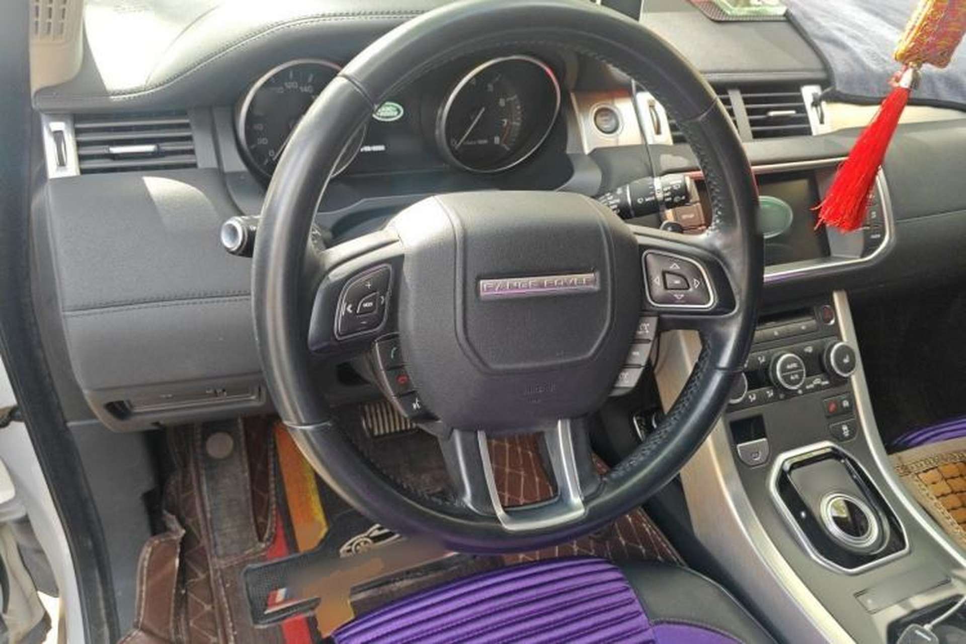 Used Land Rover Range Evoque 2015 2.0T Five-Door Fashion Edition Steering Wheel