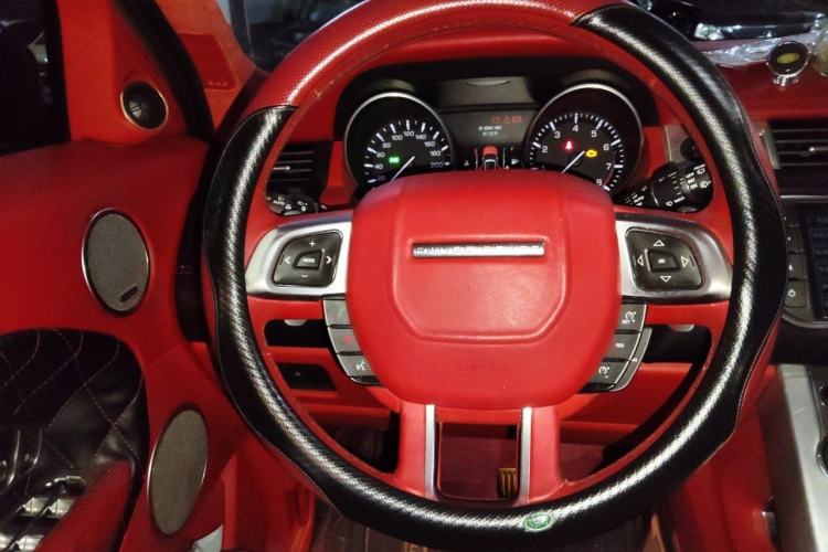 Used Land Rover Range Evoque 2015 2.0T Five-Door Fashion Edition Steering Wheel