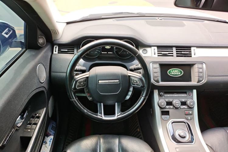 Used Land Rover Range Evoque 2015 2.0T Five-Door Fashion Edition Steering Wheel
