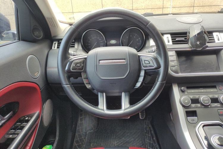Used Land Rover Range Evoque 2015 2.0T Five-Door Sporty Edition Steering Wheel