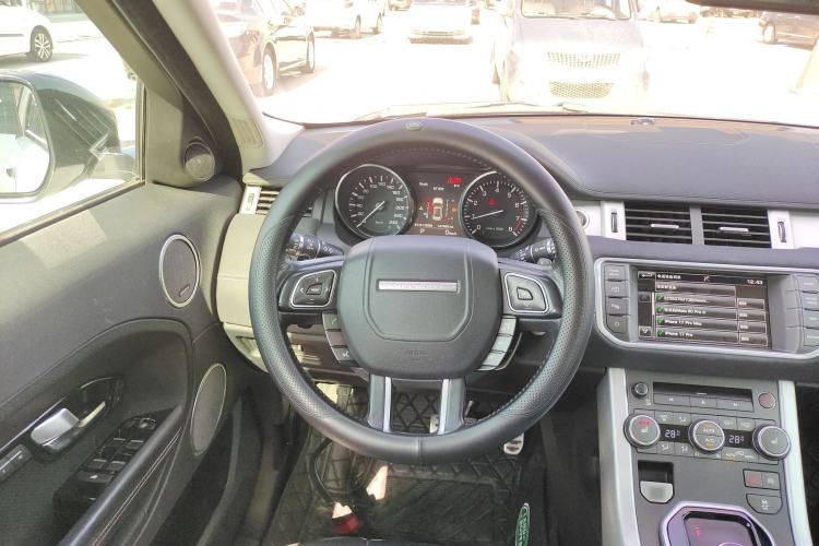 Used Land Rover Range Evoque 2015 2.0T 5-Door Ignite Edition Steering Wheel