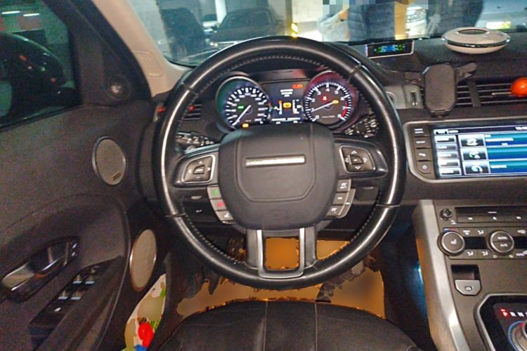 Used Land Rover Range Evoque 2015 2.0T Five-Door Fashion Edition Steering Wheel