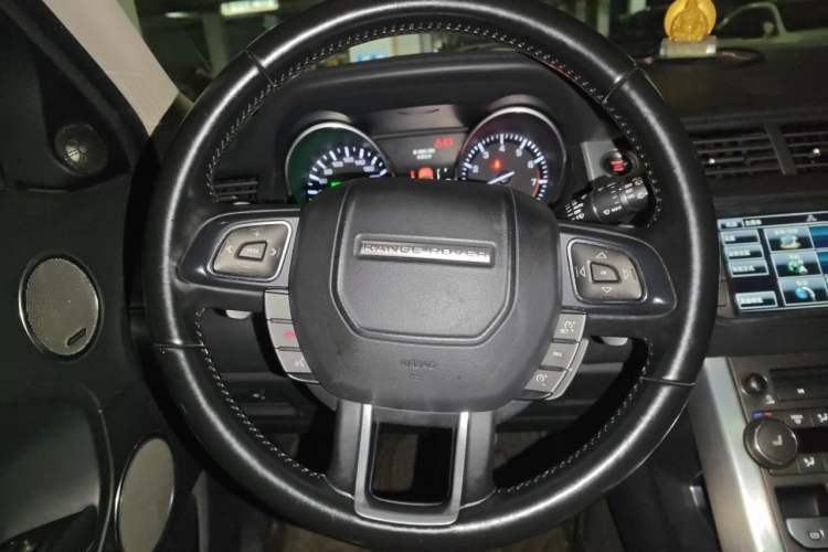 Used Land Rover Range Evoque 2015 2.0T Five-Door Enjoyment Edition Steering Wheel