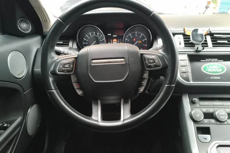 Used Land Rover Range Evoque 2015 2.0T Five-Door Enjoyment Edition Steering Wheel