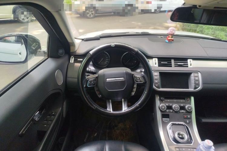 Used Land Rover Range Evoque 2015 2.0T Five-Door Zhiyao Edition Steering Wheel