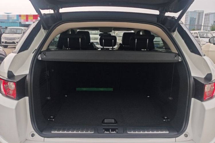Used Land Rover Range Evoque 2015 2.0T Five-Door Enjoyment Edition Trunk