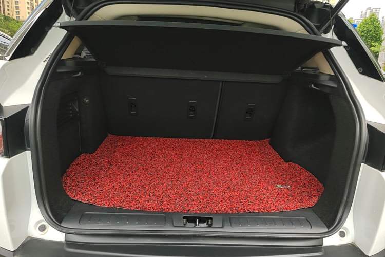 Used Land Rover Range Evoque 2015 2.0T Five-Door Zhiyao Edition Trunk