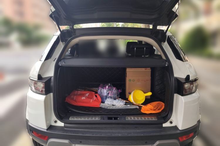 Used Land Rover Range Evoque 2015 2.0T Five-Door Fashion Edition Trunk