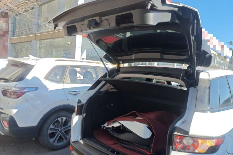 Used Land Rover Range Evoque 2015 2.0T Five-Door Fashion Edition Trunk