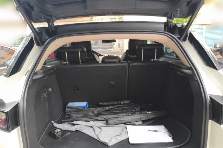 Used Land Rover Range Evoque 2015 2.0T Five-Door Enjoyment Edition Trunk