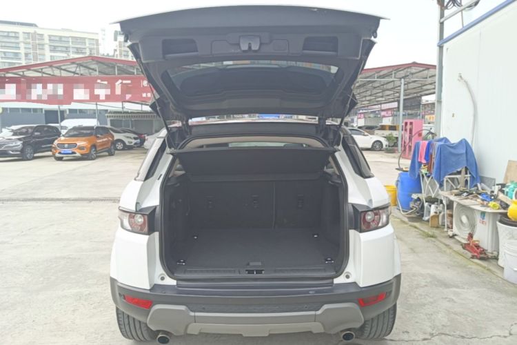 Used Land Rover Range Evoque 2015 2.0T Five-Door Fashion Edition Trunk