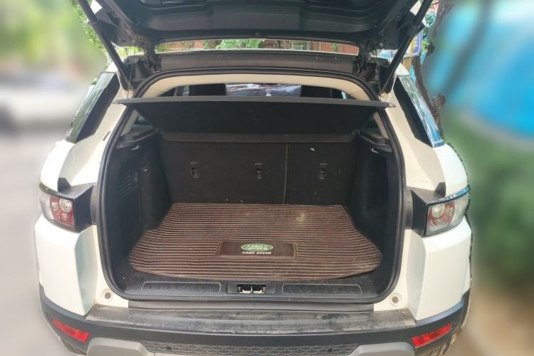Used Land Rover Range Evoque 2015 2.0T Five-Door Zhiyao Edition Trunk