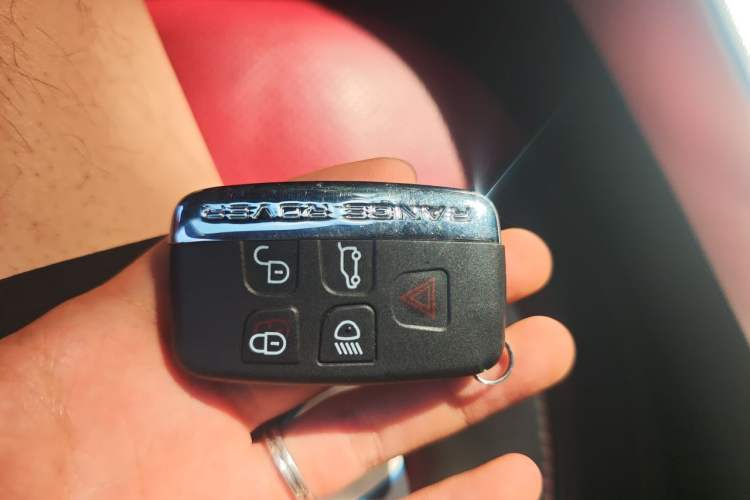 Used Land Rover Range Evoque 2015 2.0T 5-Door Ignite Edition Vehicle Key