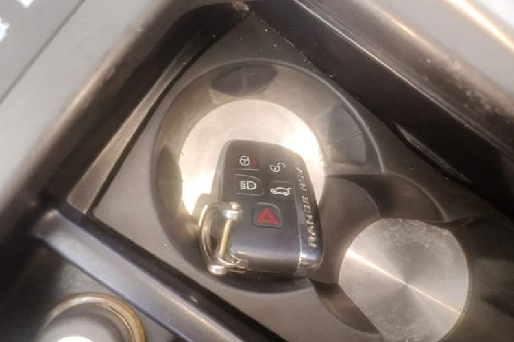 Used Land Rover Range Evoque 2015 2.0T Five-Door Zhiyao Edition Vehicle Key