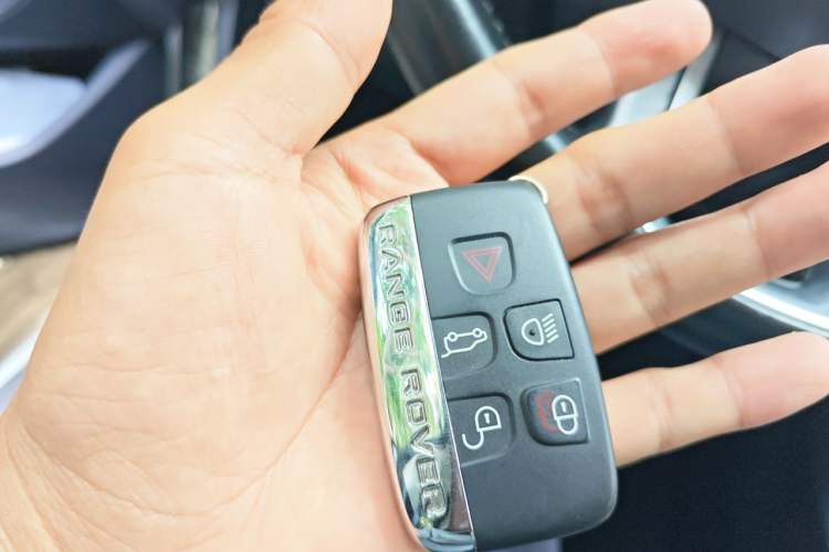 Used Land Rover Range Evoque 2015 2.0T Five-Door Zhiyao Edition Vehicle Key