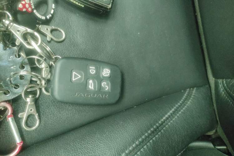 Used Land Rover Range Evoque 2015 2.0T Five-Door Fashion Edition Vehicle Key