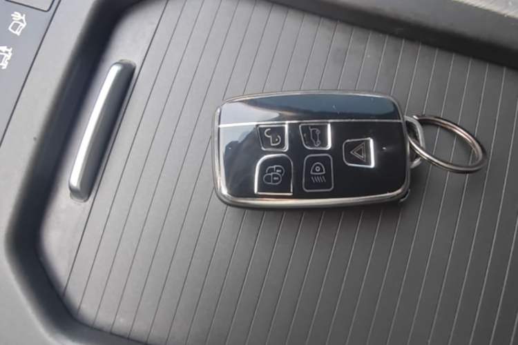 Used Land Rover Range Evoque 2015 2.0T Five-Door Fashion Edition Vehicle Key