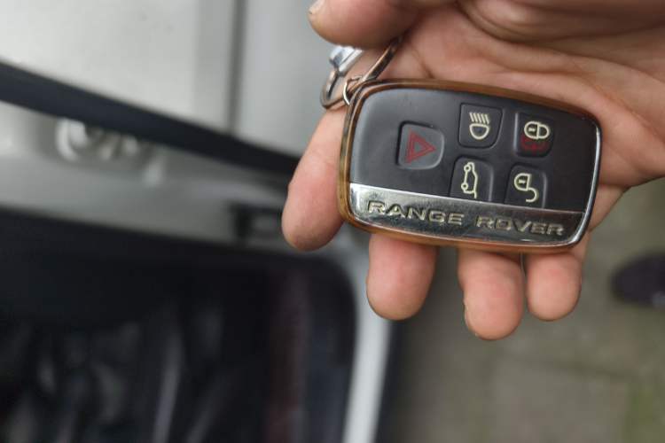 Used Land Rover Range Evoque 2015 2.0T 5-Door Luxury Edition Vehicle Key
