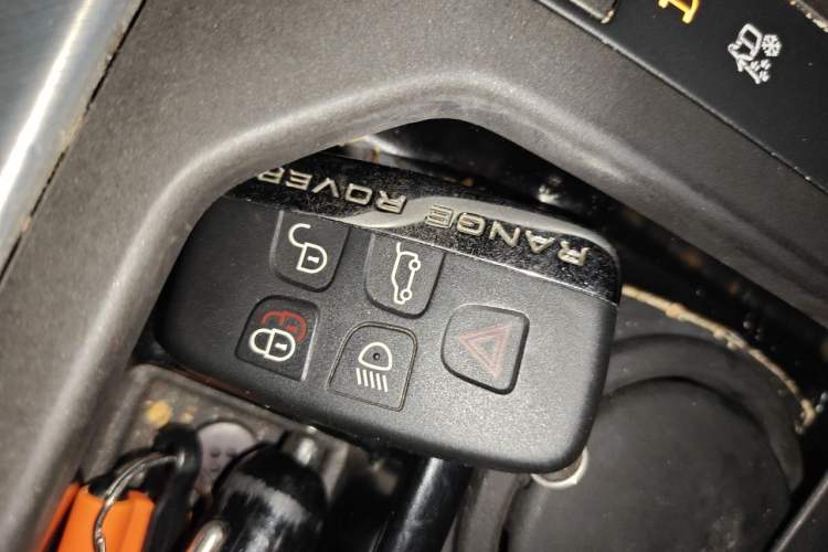 Used Land Rover Range Evoque 2015 2.0T Five-Door Zhiyao Edition Vehicle Key