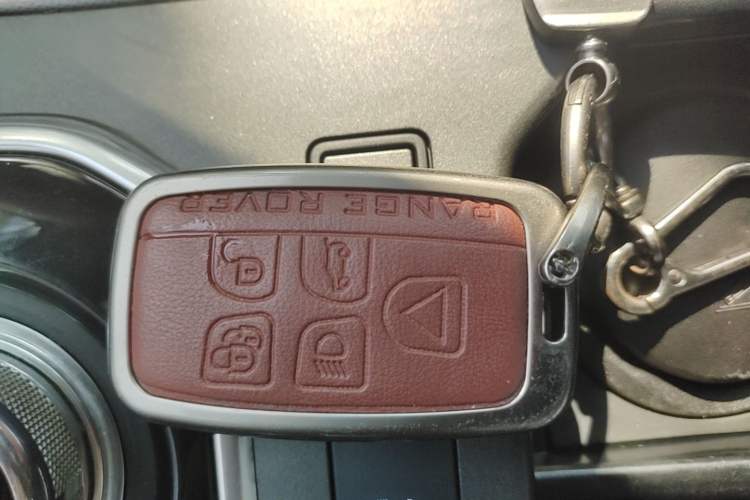 Used Land Rover Range Evoque 2015 2.0T 5-Door Ignite Edition Vehicle Key