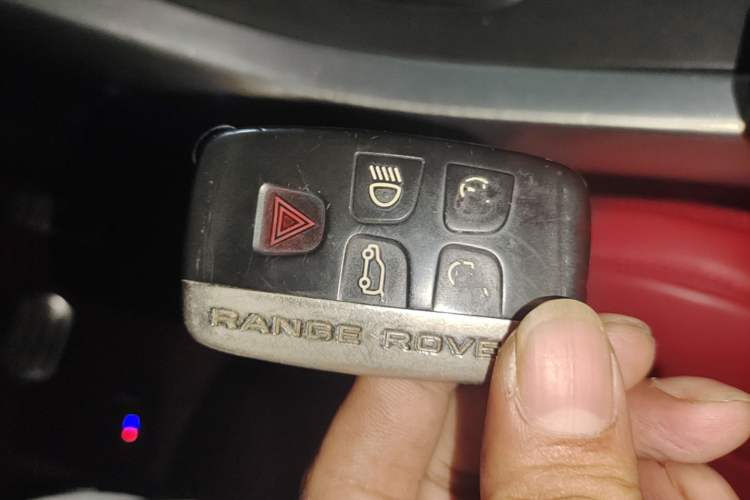 Used Land Rover Range Evoque 2015 2.0T Five-Door Zhiyao Edition Vehicle Key