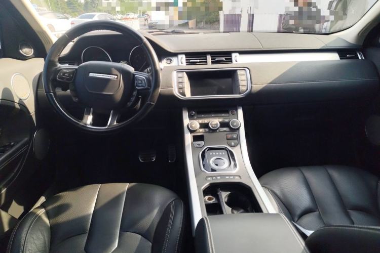 Used Land Rover Range Evoque 2015 2.0T Five-Door Sporty Edition Center Console