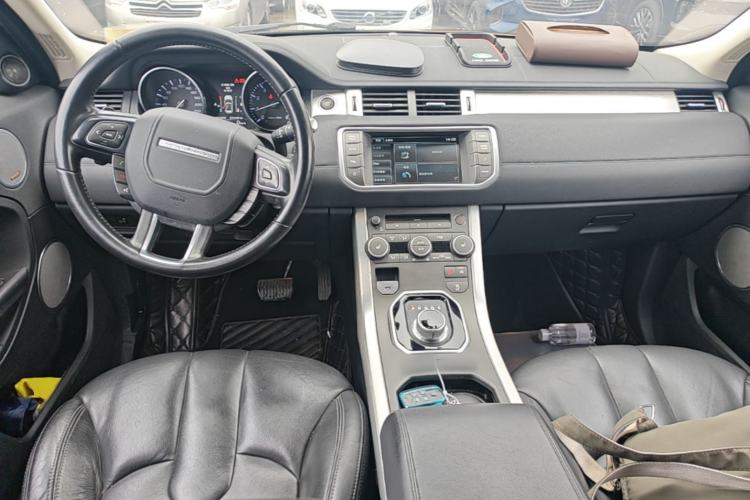 Used Land Rover Range Evoque 2015 2.0T Five-Door Fashion Edition Center Console