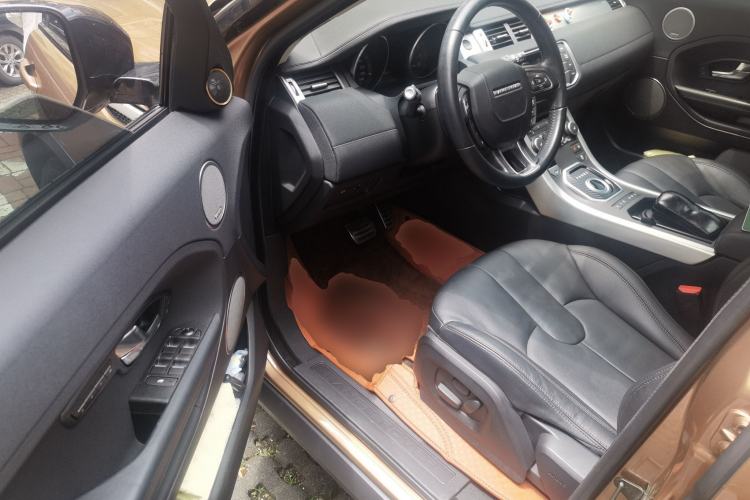 Used Land Rover Range Evoque 2015 2.0T Five-Door Zhiyao Edition Driver Seat