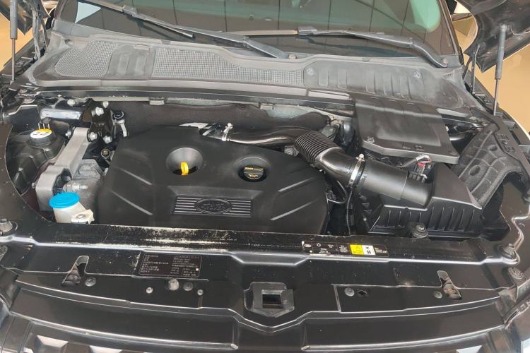 Used Land Rover Range Evoque 2015 2.0T Five-Door Sporty Edition Engine Bay