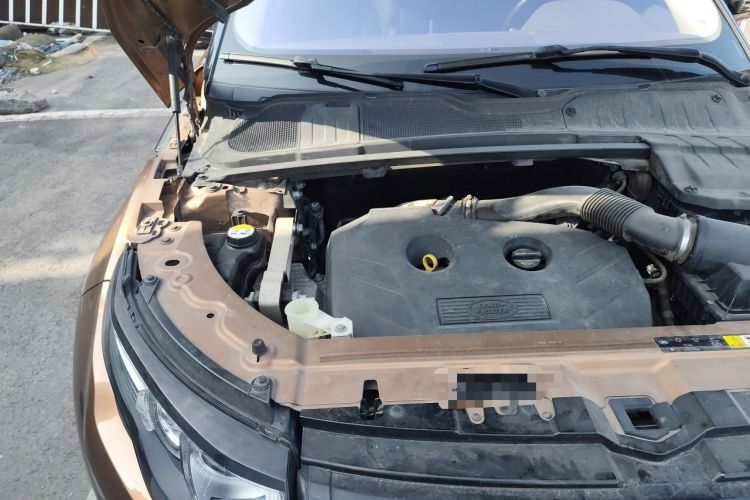 Used Land Rover Range Evoque 2015 2.0T Five-Door Sporty Edition Engine Bay Right