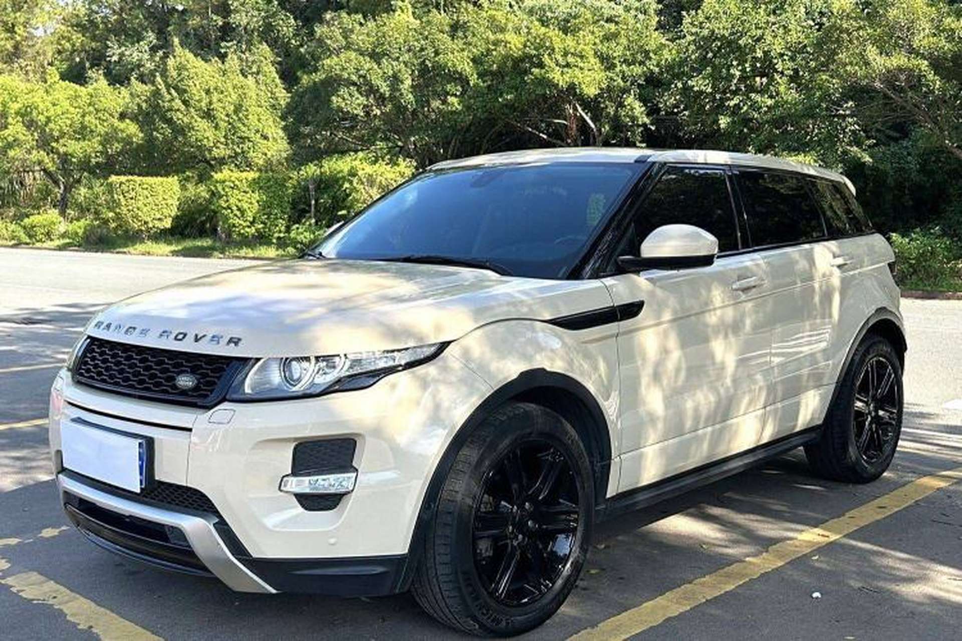 Used Land Rover Range Evoque 2015 2.0T Five-Door Sporty Edition Front Left 45 Deg