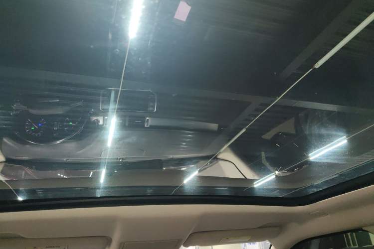 Used Land Rover Range Evoque 2015 2.0T Five-Door Fashion Edition Headliner