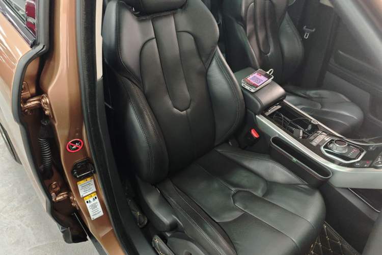 Used Land Rover Range Evoque 2015 2.0T Five-Door Zhiyao Edition Right Front Seat