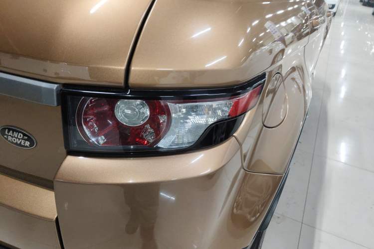 Used Land Rover Range Evoque 2015 2.0T Five-Door Fashion Edition Right Rear Taillight
