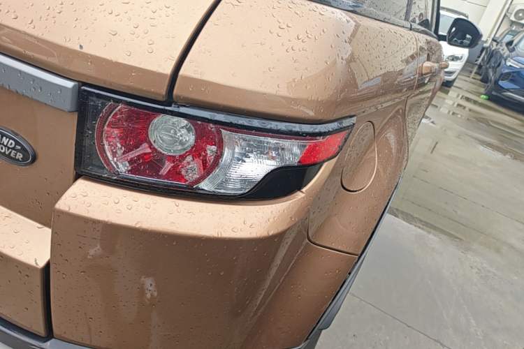 Used Land Rover Range Evoque 2015 2.0T Five-Door Fashion Edition Right Rear Taillight