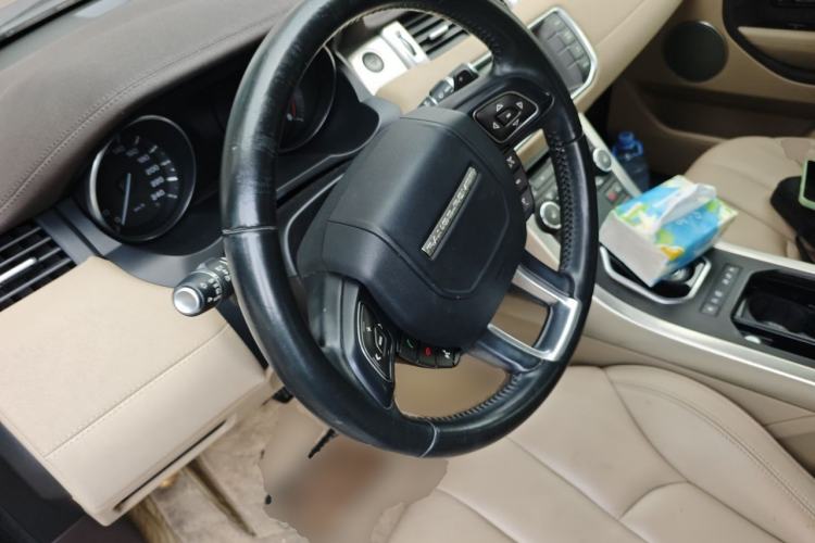 Used Land Rover Range Evoque 2015 2.0T Five-Door Fashion Edition Steering Wheel
