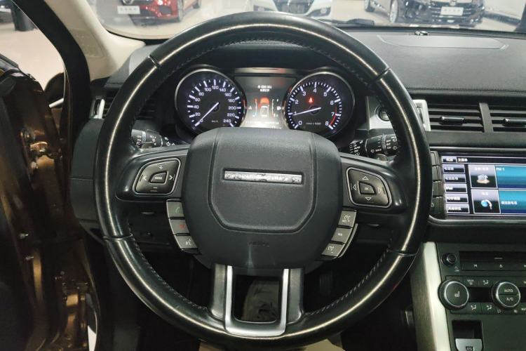 Used Land Rover Range Evoque 2015 2.0T Five-Door Fashion Edition Steering Wheel