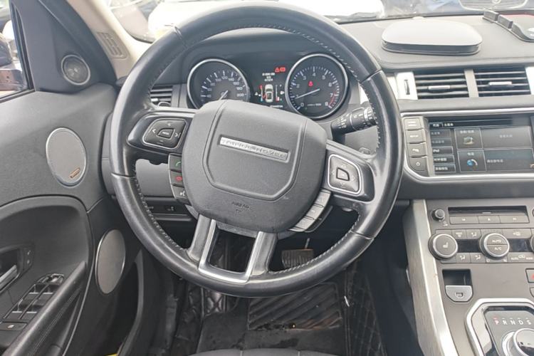 Used Land Rover Range Evoque 2015 2.0T Five-Door Fashion Edition Steering Wheel