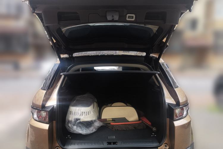 Used Land Rover Range Evoque 2015 2.0T Five-Door Zhiyao Edition Trunk
