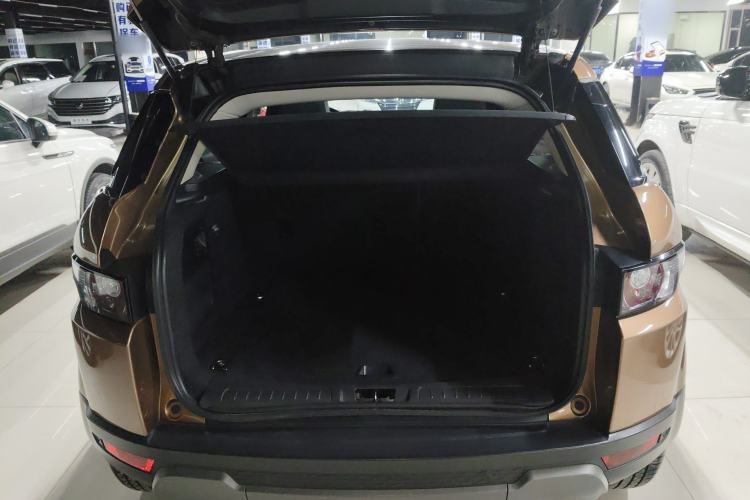 Used Land Rover Range Evoque 2015 2.0T Five-Door Fashion Edition Trunk