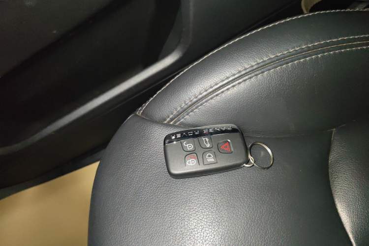 Used Land Rover Range Evoque 2015 2.0T Five-Door Fashion Edition Vehicle Key