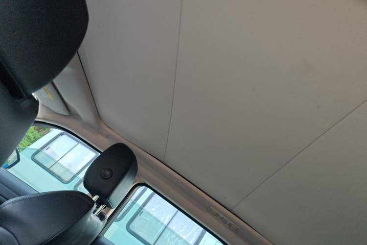Used Land Rover Range Evoque 2016 2.0T SE Smart Glow Edition Headliner