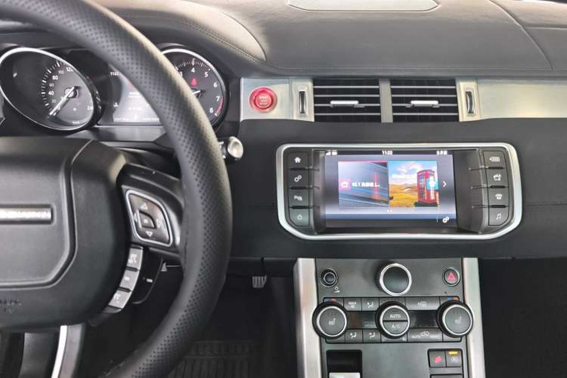 Used Land Rover Range Evoque 2016 2.0T PURE Style Edition Audio And AC Panel