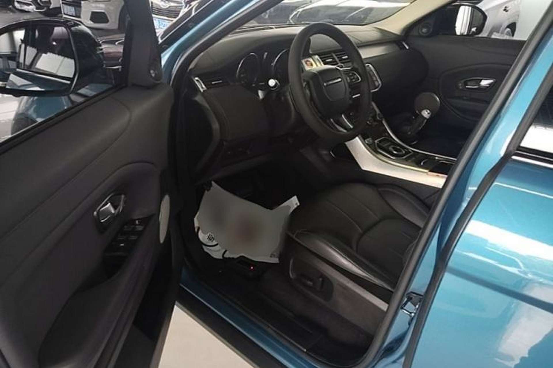 Used Land Rover Range Evoque 2016 2.0T PURE Style Edition Driver Seat