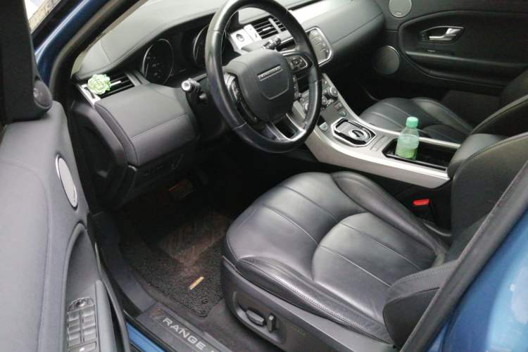 Used Land Rover Range Evoque 2016 2.0T SE Smart Glow Edition Driver Seat