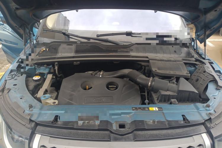 Used Land Rover Range Evoque 2016 2.0T SE Smart Glow Edition Engine Bay
