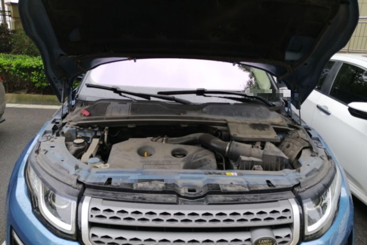 Used Land Rover Range Evoque 2016 2.0T SE Smart Glow Edition Engine Bay