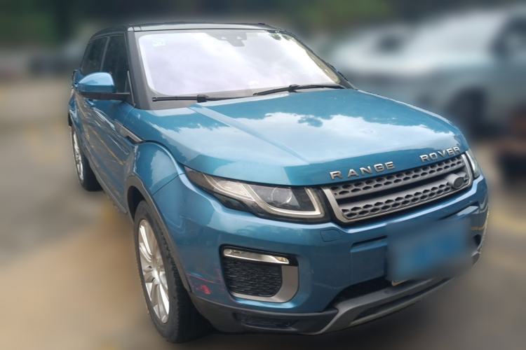 Used Land Rover Range Evoque 2016 2.0T SE Smart Glow Edition Front Right 45 Deg