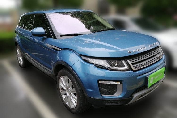 Used Land Rover Range Evoque 2016 2.0T SE Smart Glow Edition Front Right 45 Deg